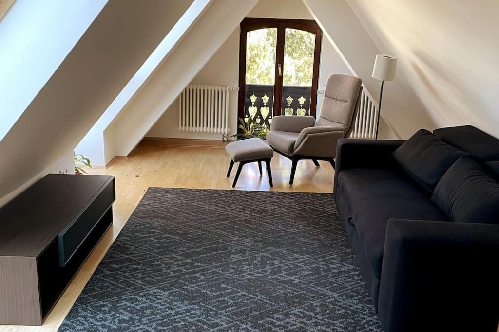 Verwunsches Haus Mit Parkplatz In Bester Lage มาร์คเคลแบร์ก ภายนอก รูปภาพ